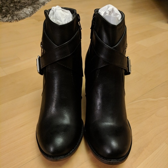 NWT Dirty Laundry Booties! - Picture 4 of 6